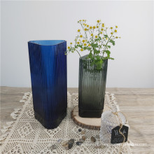 Simple and modern triangle table Centerpieces glass vase